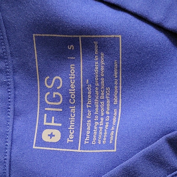 Figs Scrub Top - Picture 2 of 2